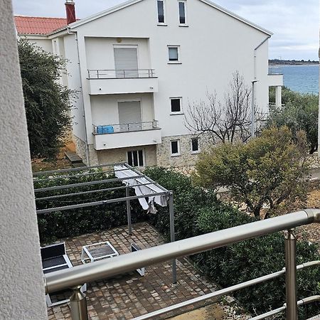 Apartment Traversa Новаля Екстериор снимка