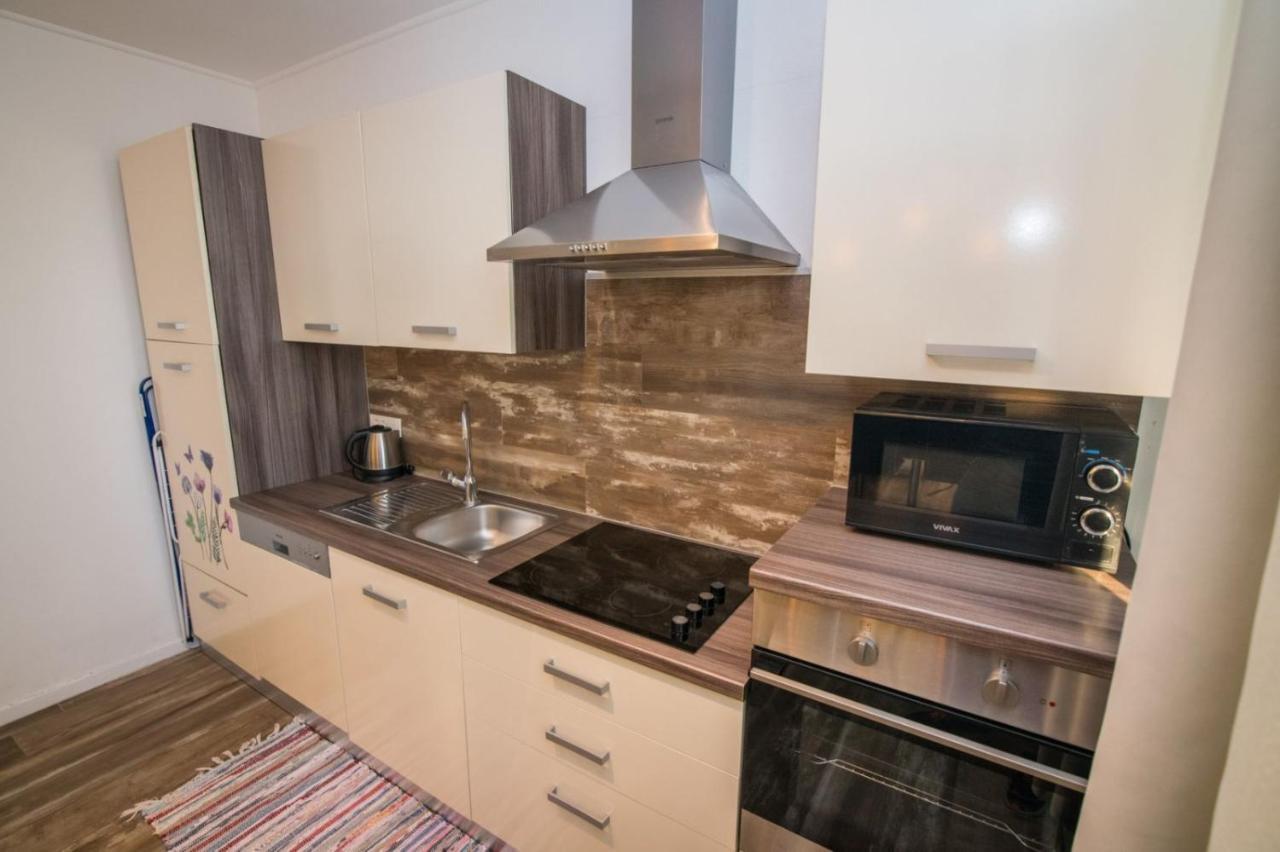 Apartment Traversa Новаля Екстериор снимка