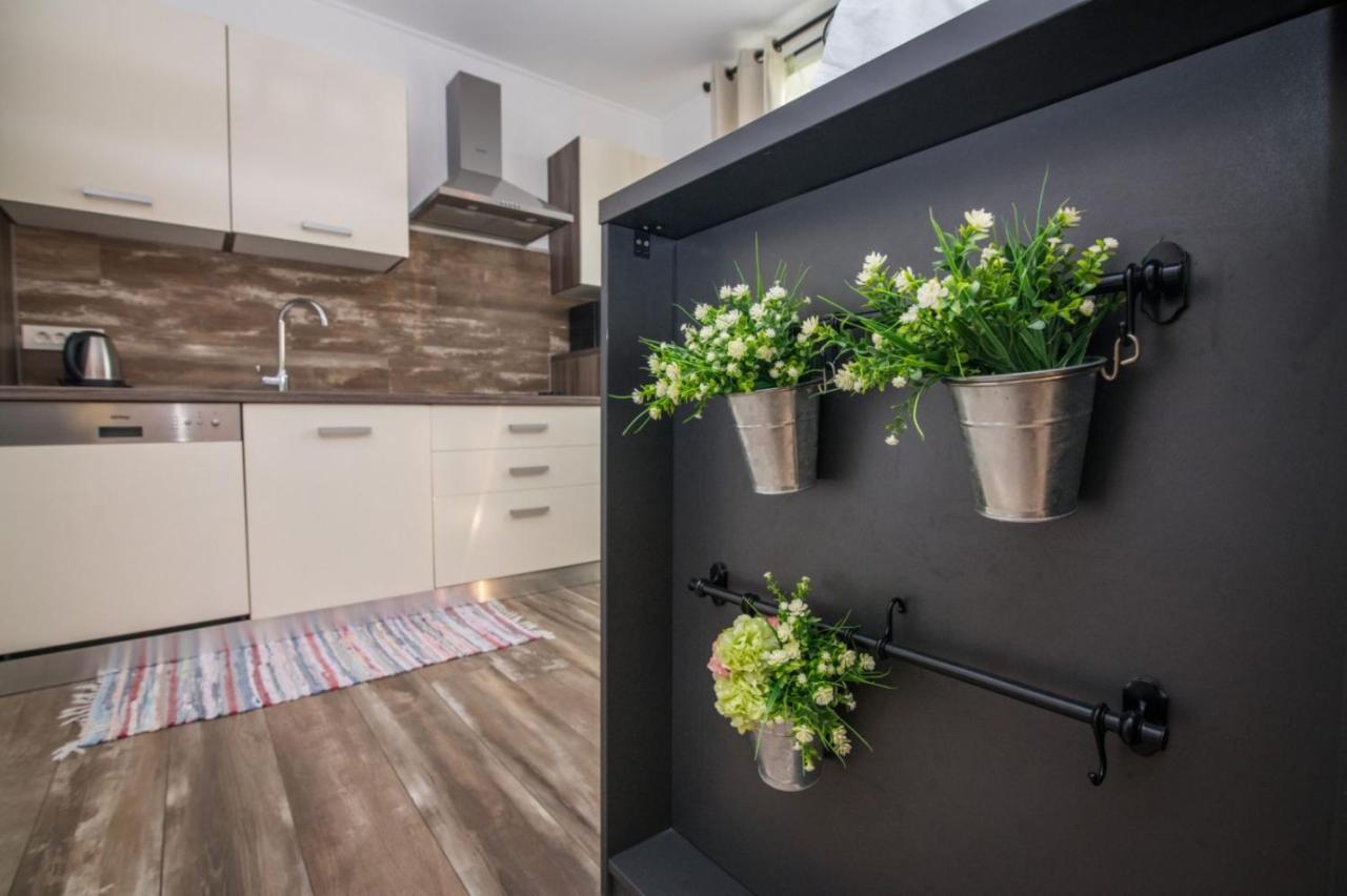 Apartment Traversa Новаля Екстериор снимка