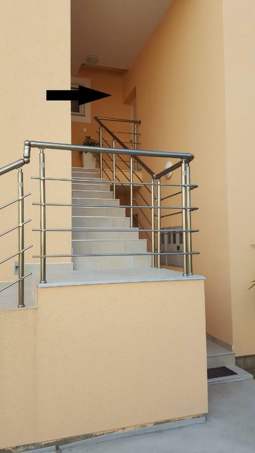 Apartment Traversa Новаля Екстериор снимка